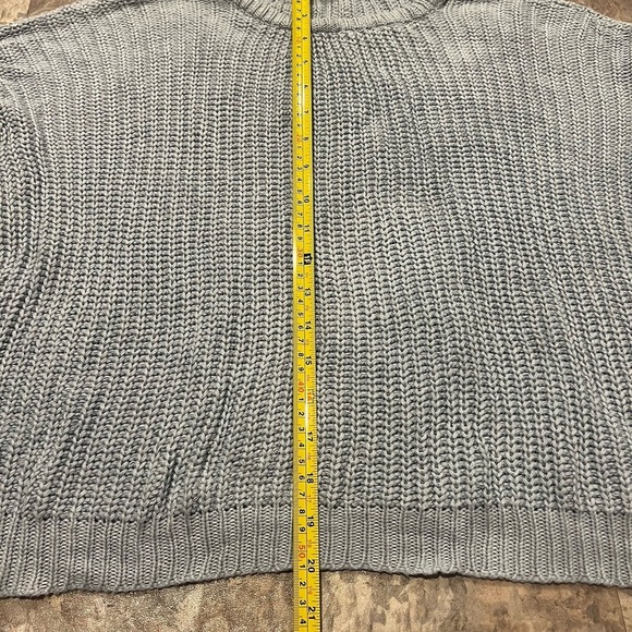 Brandy Melville OS Relaxed Fit Knit Sweater Powder Blue Soft Cozy Pullover - Picture 6 of 7